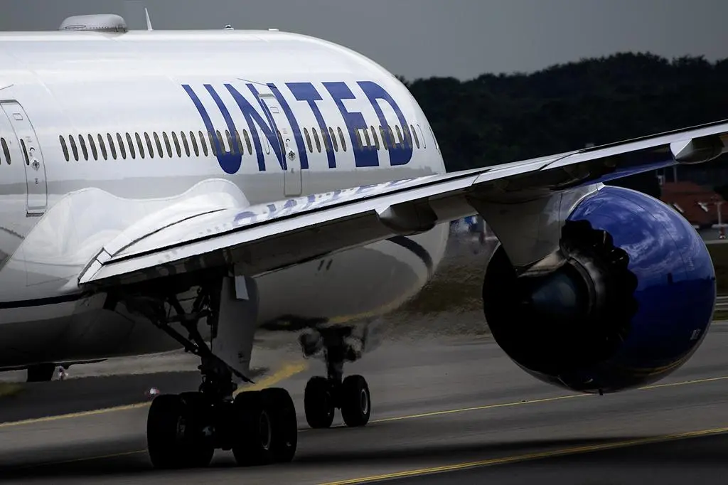 United Airlines Boeing
