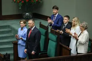 Karol Nawrocki z rodziną w Sejmie