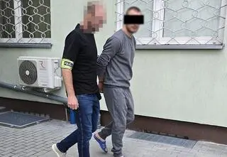 37-latek w szpitalu, jego młodszy brat w areszcie z zarzutem usiłowania zabójstwa