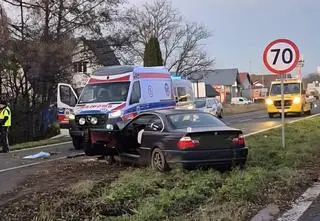 Zderzenie samochodów osobowych. Nie żyje 18-latka, druga w stanie krytycznym