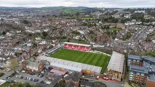 Chciał obejrzeć mecz Barcelony. Pomylił się o 500 kilometrów