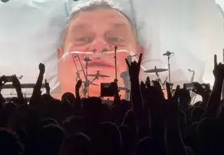 Kult zagrał bez Kazika. "Jeszcze rano były bardzo ciężkie nastroje"