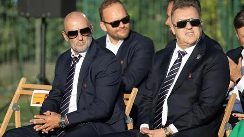 Skąd nagły zwrot akcji w sprawie Probierza? "Chodzi o pieniądze"