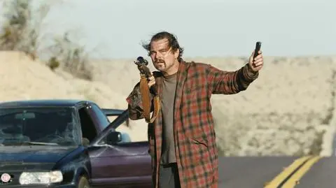 Leonardo DiCaprio w filmie "Jedna bitwa po drugiej" reż. Paul Thomas Anderson