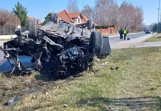 Jechali w bagażniku, zginęli na miejscu. Dziesięć osób w aucie, kierowca pijany