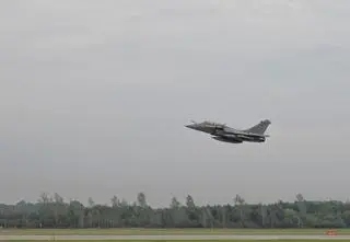 Rafale już latają nad Polską. "Stała czujność u boku naszych sojuszników"