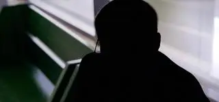 Jedno dziecko nie żyje, drugie nigdy nie będzie samodzielne. "On dalej pracuje"