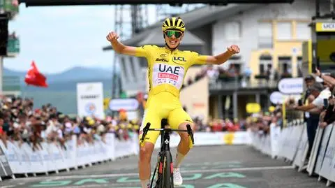 Pogaczar triumfuje na szczycie Pla d'Adet. Aktywny Kwiatkowski
