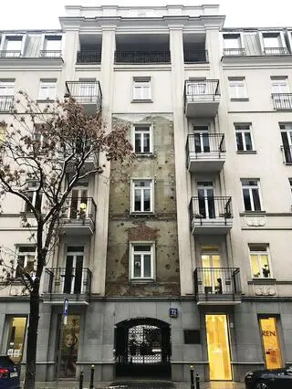 Kamienica przy Wilczej 72 w Warszawie