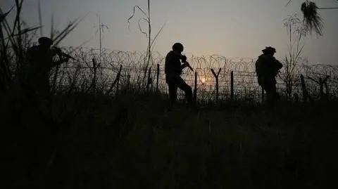 Patrol żołnierzy indyjskich w Kaszmirze, 28.10.2024