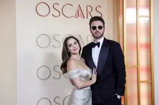 Alba Baptista - Chris Evans