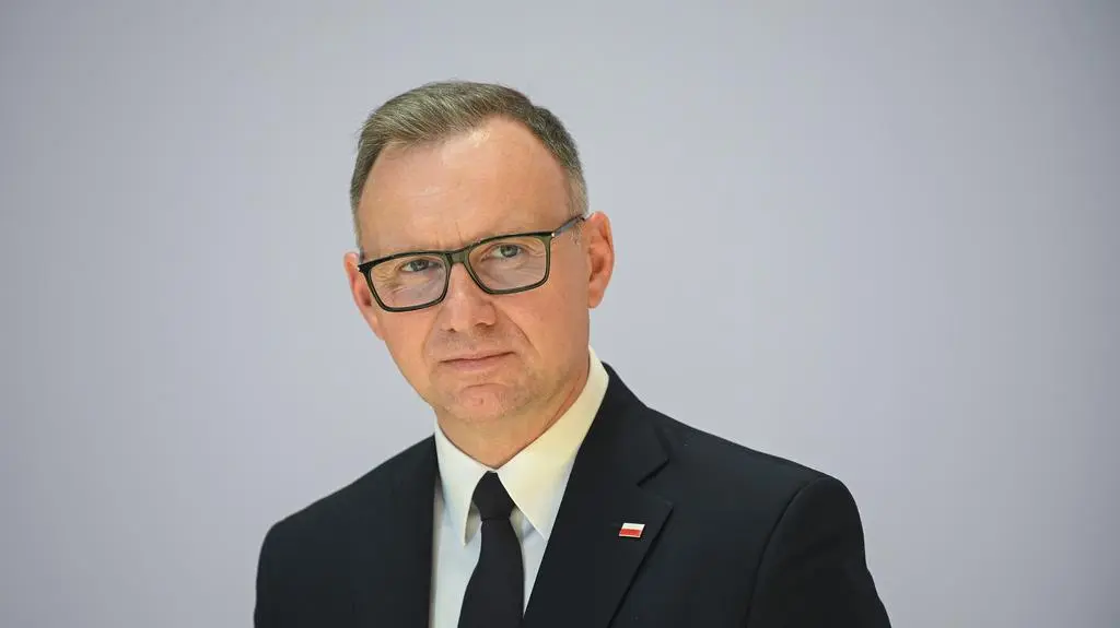 SMS-y z PiS do Dudy. "Jak mogłeś zrobić coś takiego? Wydaje ci się, że coś możesz!"