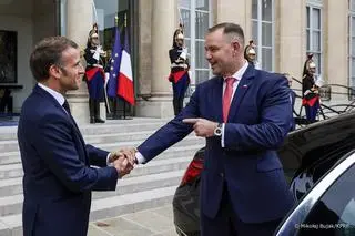 Karol Nawrocki Emmanuel Macron