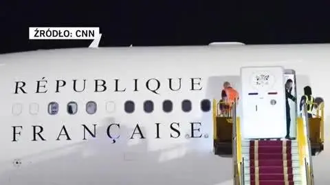 2705N053X CNN MACRON W TWARZ BS