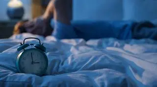 Bezsenność zależy od bakterii w jelitach?