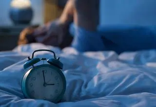 Bezsenność zależy od bakterii w jelitach?