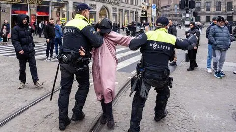 Brutalne ataki na Izraelczyków w Amsterdamie. Władze reagują