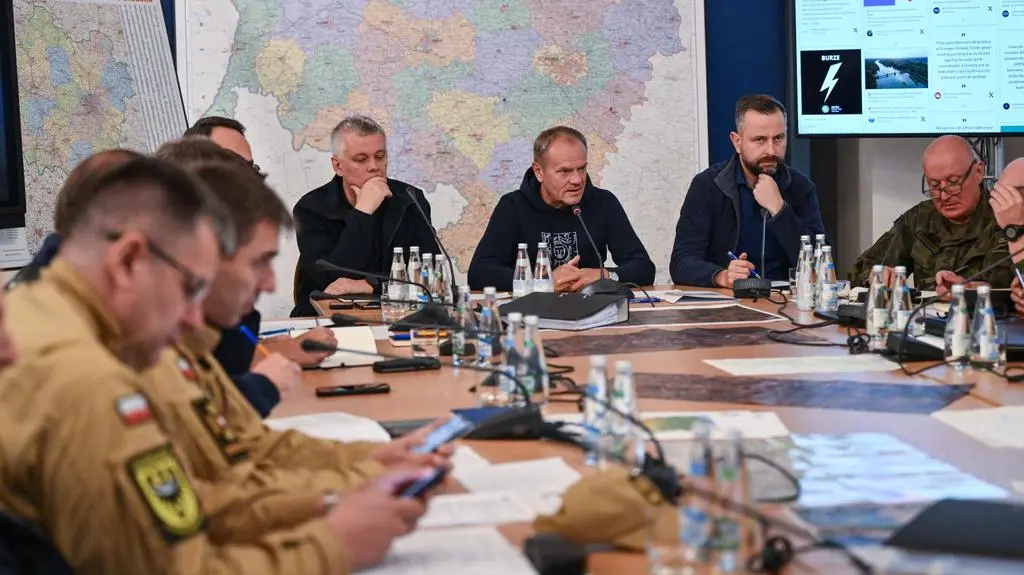 Sztab kryzysowy z udziałem premiera
