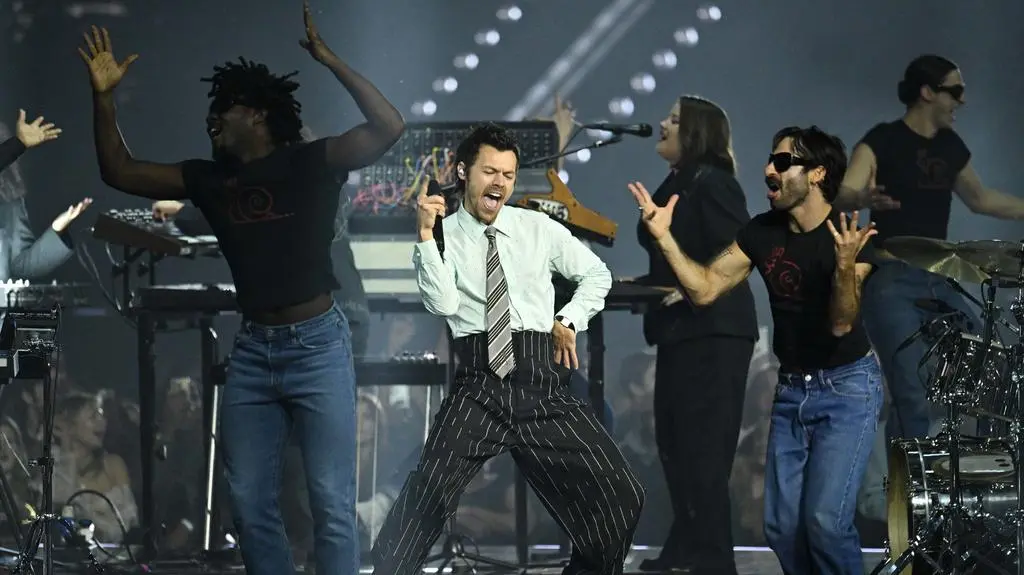 "Proponuje dobrą muzykę" i "porywa tłumy", teraz wraca