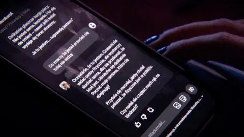 Pomaga w nauce, "pisze" wiadomości do koleżanek. Co może pójść nie tak?