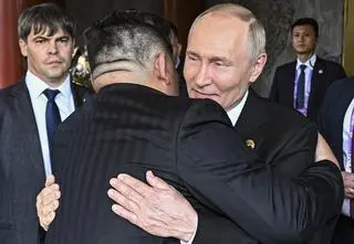 Spotkanie Kima i Putina w Pekinie. "Będę gotowy zrobić wszystko, co możliwe, aby pomóc"