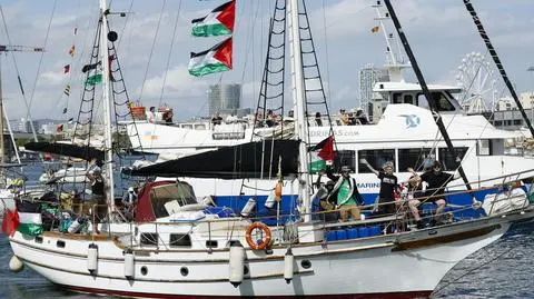 Statki Flotylli Global Sumud wypłynęły z Barcelony
