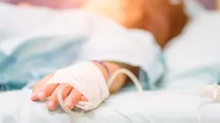 "Dziecko, początkowo zdrowe, traci wszelkie funkcje". Przełom w leczeniu rzadkiej choroby