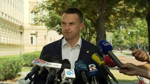 Wypadek na Węgrzech. Konferencja rzecznika rządu