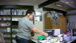 "No właśnie stoi herbatka, więc wiesz…". Podtruwała koleżankę z pracy