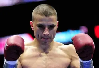 Polski pięściarz w śpiączce po ciężkim nokaucie