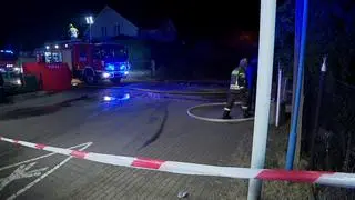 Straż pożarna na miejscu tragicznego pożaru w Rumi