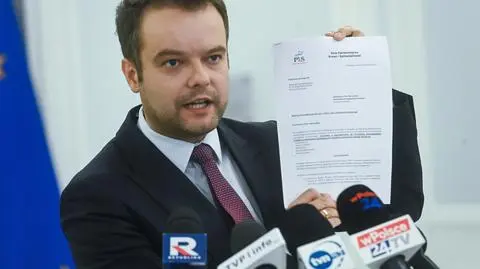 Rzecznik Prawa i Sprawiedliwości Rafał Bochenek podczas konferencji prasowej w Sejmie w Warszawie(20.12.2024 r.)