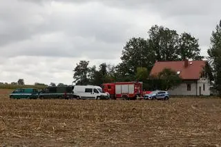 Służby prowadzą czynności po znalezieniu obiektu przypominającego drona