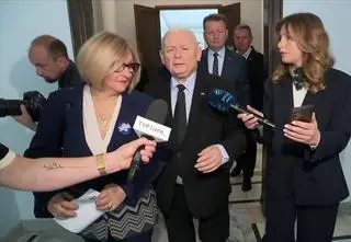 Zobowiązanie i podpis Nawrockiego. Kaczyński: nie jestem pewien, czy ktoś nie sfałszował