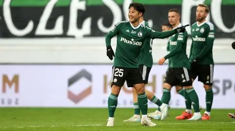 Legia wykorzystała potknięcia czołówki