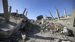 Życie wraca do miasta Gaza