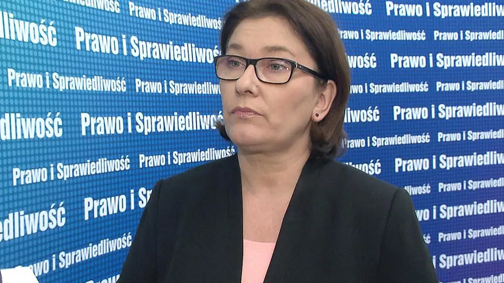 Mazurek: jeśli minister nie akceptuje działań rządu dziwię się że jest jego twarzą