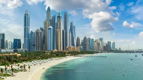 Dubaj otwiera się na turystów