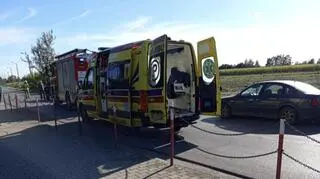 Policja wyjaśnia okoliczności wypadku.