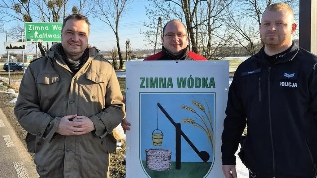 Tablice wróciły na miejsce 