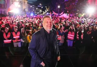 Jak to się stało, że "lewak" o profesorskim zacięciu stał się Chadem dla zetek?