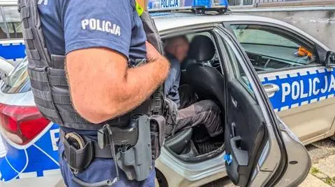 Mężczyzna strzelał z wiatrówki i zabarykadował się w domu