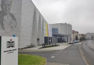 Milionowe dotacje od ministra kultury na muzeum ojca Rydzyka. NIK zawiadamia prokuraturę