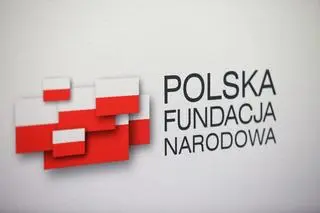 Polska Fundacja Narodowa 