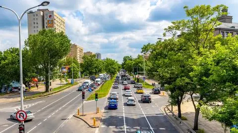 warszawa - ArtMediaFactory shutterstock_2234323789