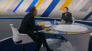 Nauczycielka i krzyż w śmieciach. Nowacka: każdy z nas ma poczucie, że to było beznadziejne