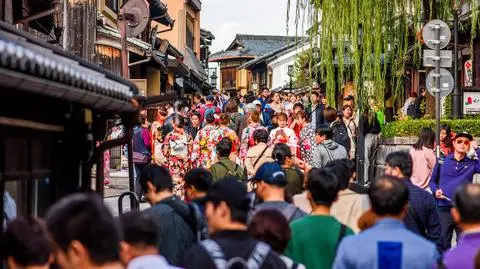 gion kioto japonia - Mirko Kuzmanovic shutterstock_2689429133