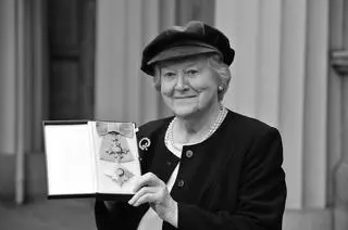 Patricia Routledge