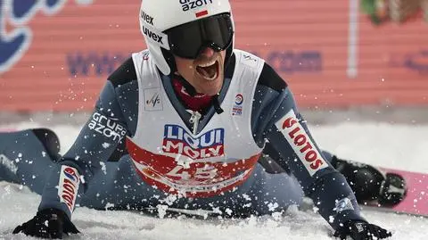 "Gotowałem sobie obiady, jakoś te dni płynęły"