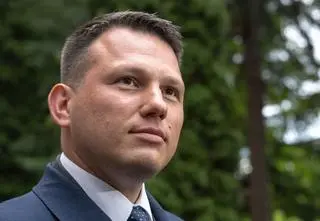 "Baju, baju" i "zwykły spin". Mentzen szybko odpowiedział PiS